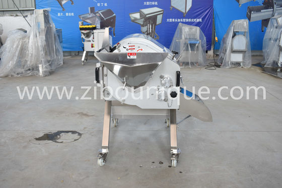 Βιομηχανική μηχανή κοπής κρεμμυδιών με 1.5kw Ηλεκτρική κόψιμο κούβων λαχανικών αποδοτικότητα